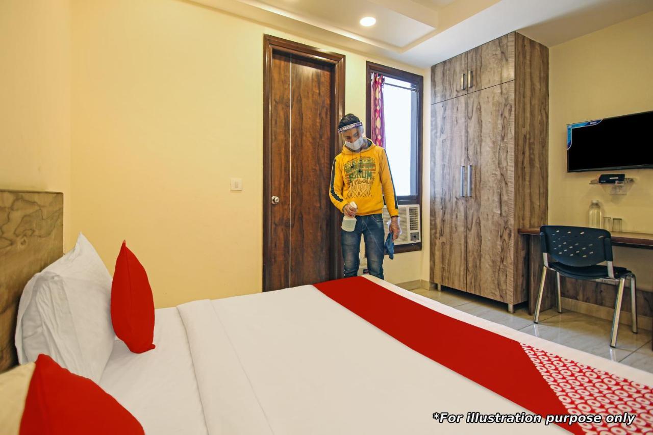 ויסאקפאטנם Flagship Hotel Ns Guest Inn מראה חיצוני תמונה