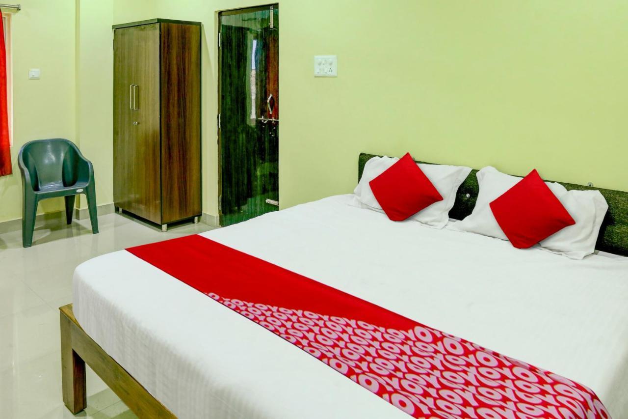 ויסאקפאטנם Flagship Hotel Ns Guest Inn מראה חיצוני תמונה