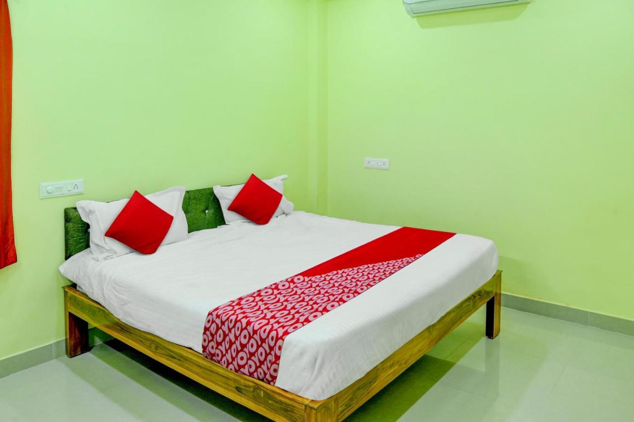 ויסאקפאטנם Flagship Hotel Ns Guest Inn מראה חיצוני תמונה