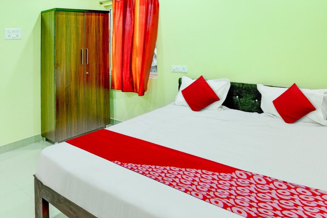 ויסאקפאטנם Flagship Hotel Ns Guest Inn מראה חיצוני תמונה